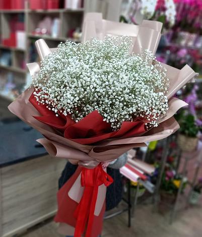 Букет цветов из: Гипсофила в Приморско-Ахтарске