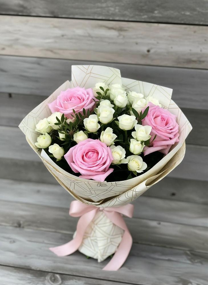 Букет цветов из: Розы в Приморско-Ахтарске