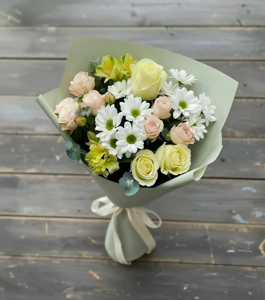 Букет цветов из: Альстромерии, Розы и Хризантемы в Приморско-Ахтарске
