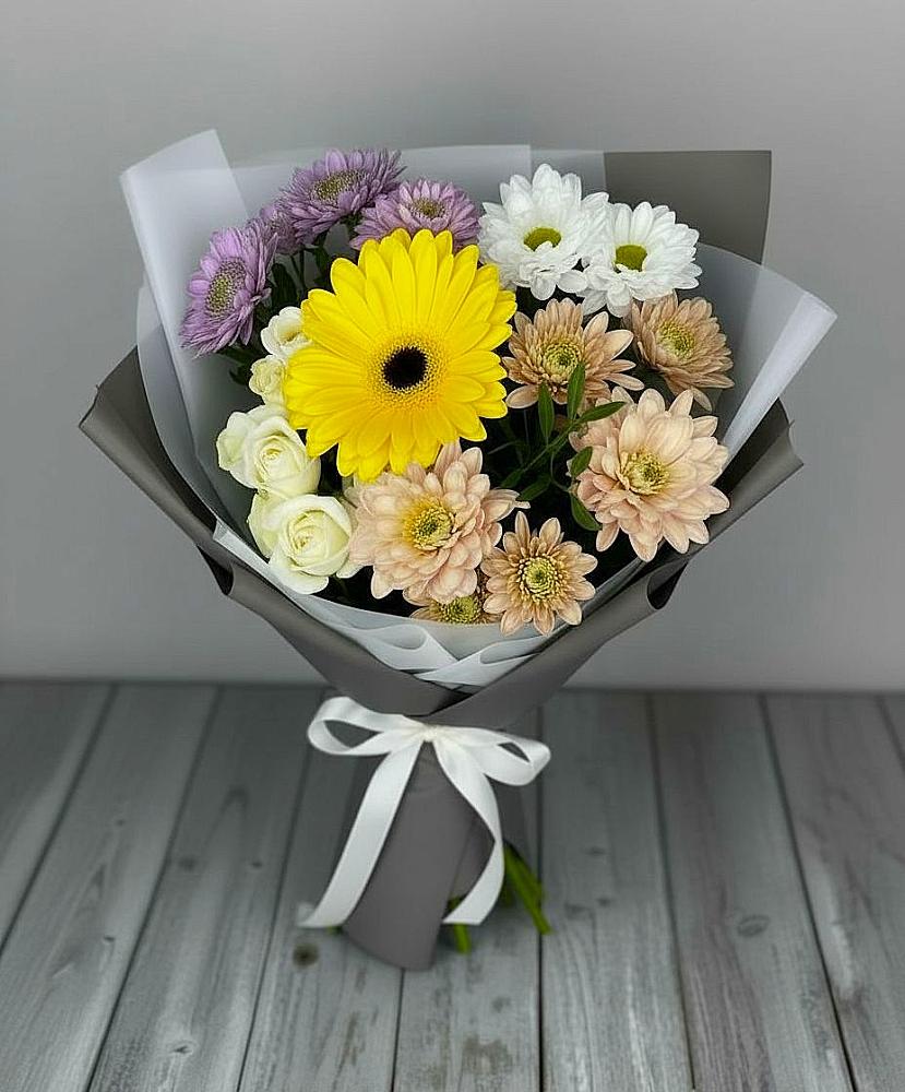 Букет цветов из: Розы, Герберы и Хризантемы в Приморско-Ахтарске