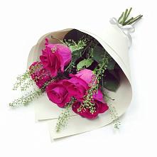Букет цветов из:  Розы в Приморско-Ахтарске