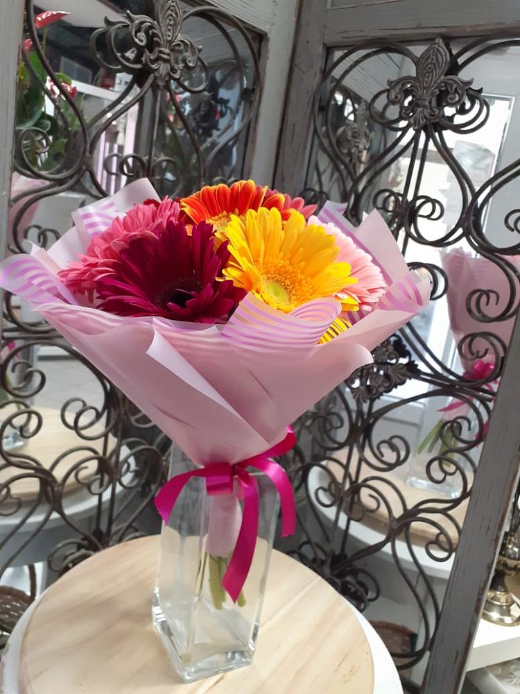 Букет цветов из: Герберы в Приморско-Ахтарске