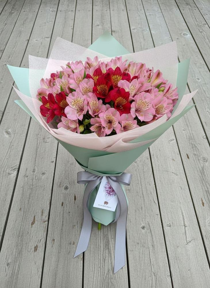Букет цветов из: Альстромерии в Приморско-Ахтарске