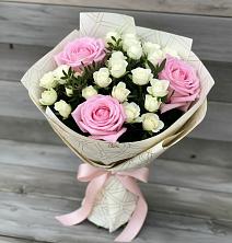 Букет цветов из:  Розы в Приморско-Ахтарске