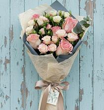 Букет цветов из:  Розы в Приморско-Ахтарске