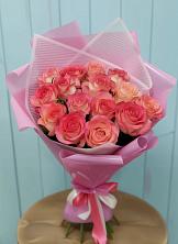 Букет 15 Розовых роз Равель в Приморско-Ахтарске