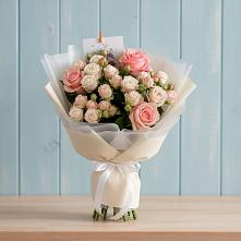 Букет цветов из:  Розы в Приморско-Ахтарске