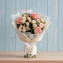 Букет цветов из:  Розы в Приморско-Ахтарске